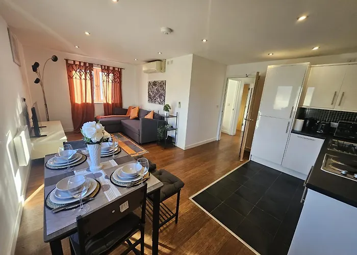 Nariken Apartments, Bristol City Centre